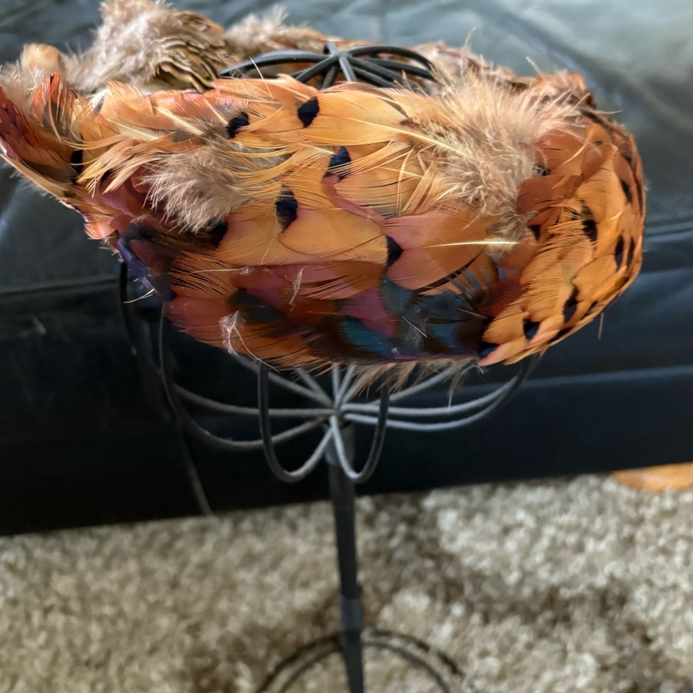 A Vintage Feathered fascinator / Hat